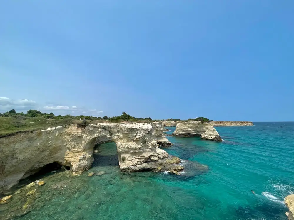 Torre Sant'Andrea con i faraglioni del Salento